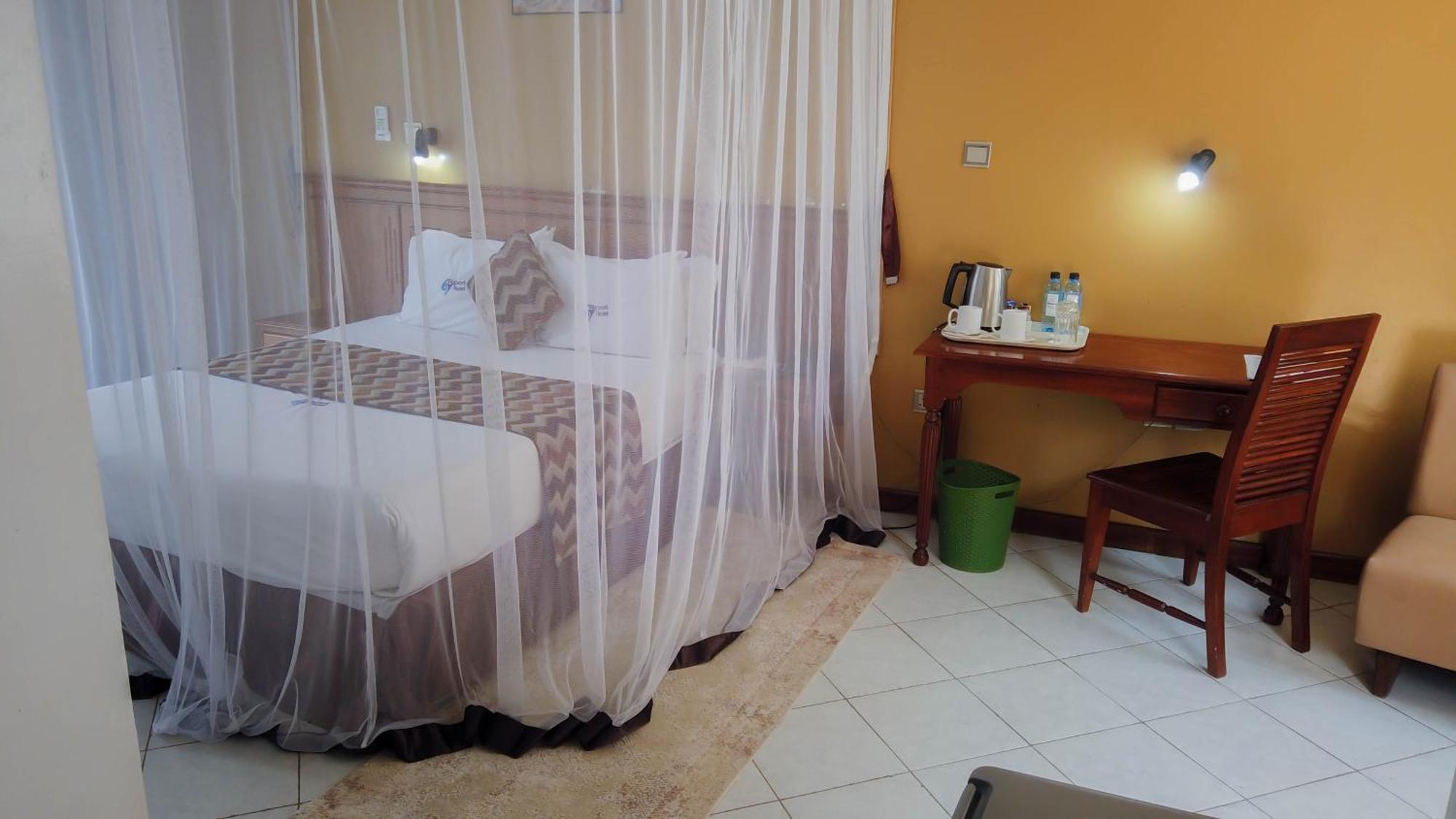 67 Airport Hotel Nairobi Mlolongo Zewnętrze zdjęcie